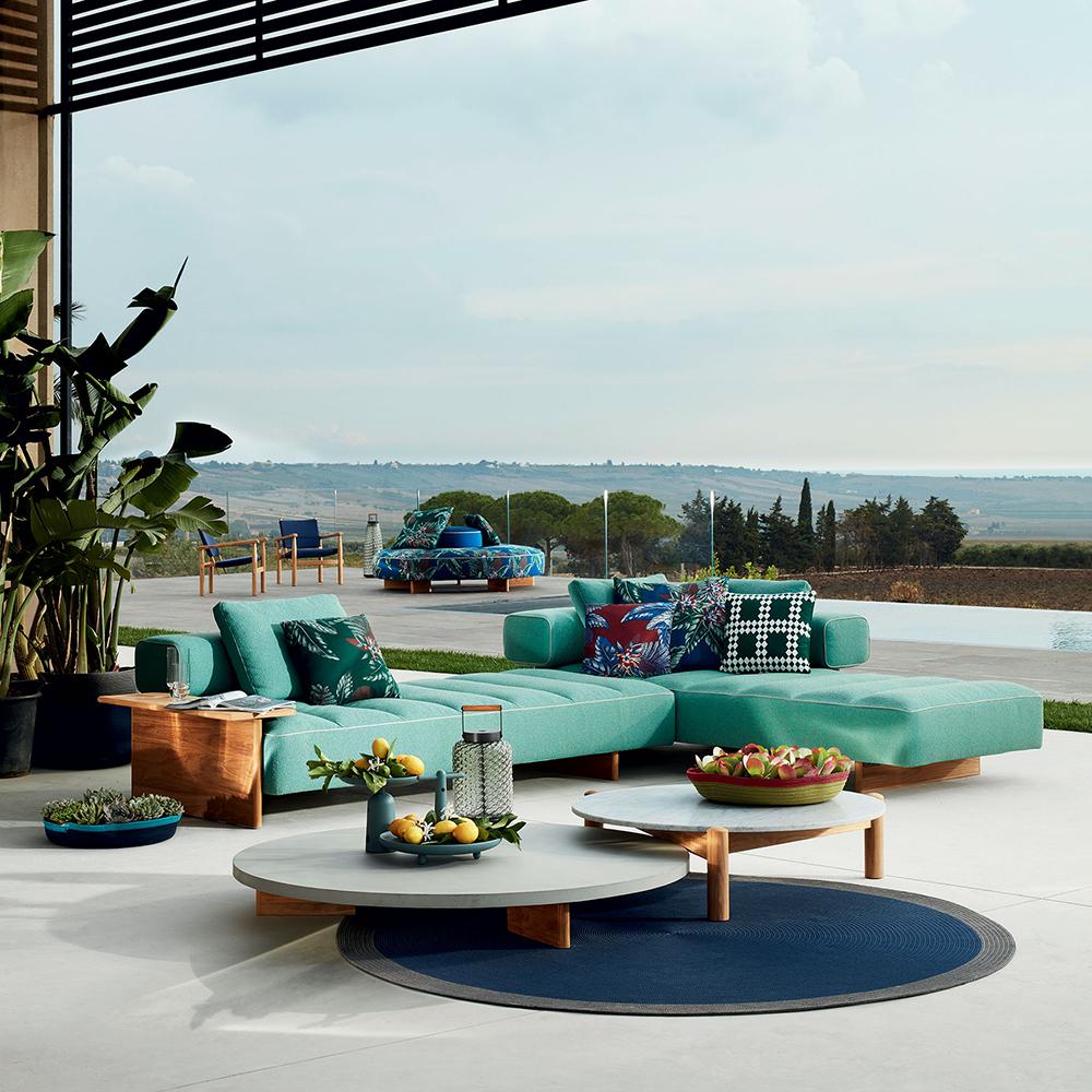 https://a.1stdibscdn.com/rodolfo-dordoni-sail-out-outdoor-sofa-by-cassina-for-sale-picture-12/f_14272/f_290210321654680406016/verd_cat_master.jpg