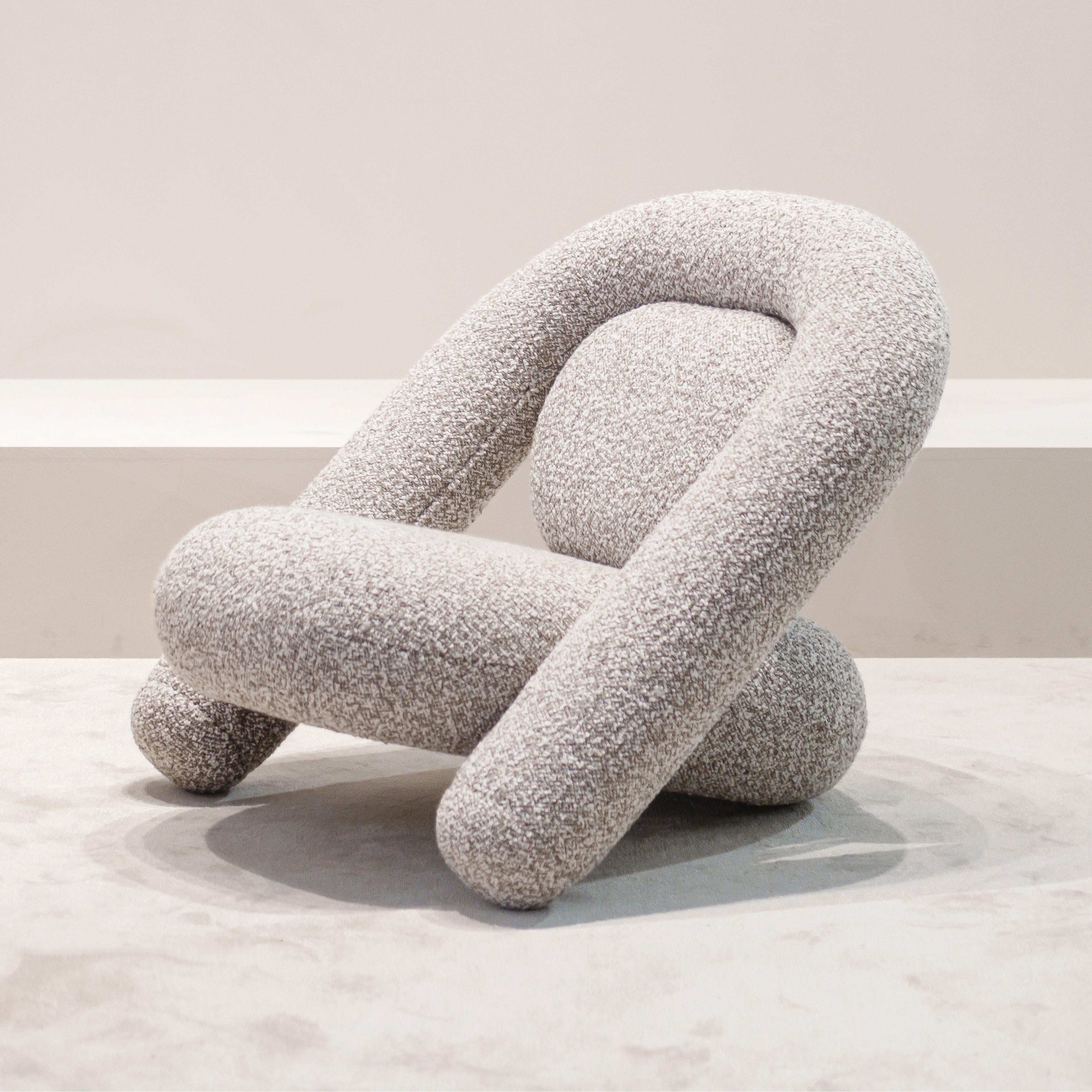 https://a.1stdibscdn.com/armchair-bun-for-sale-picture-5/f_63402/f_406890721721323174152/w_Bun_6_master.jpg