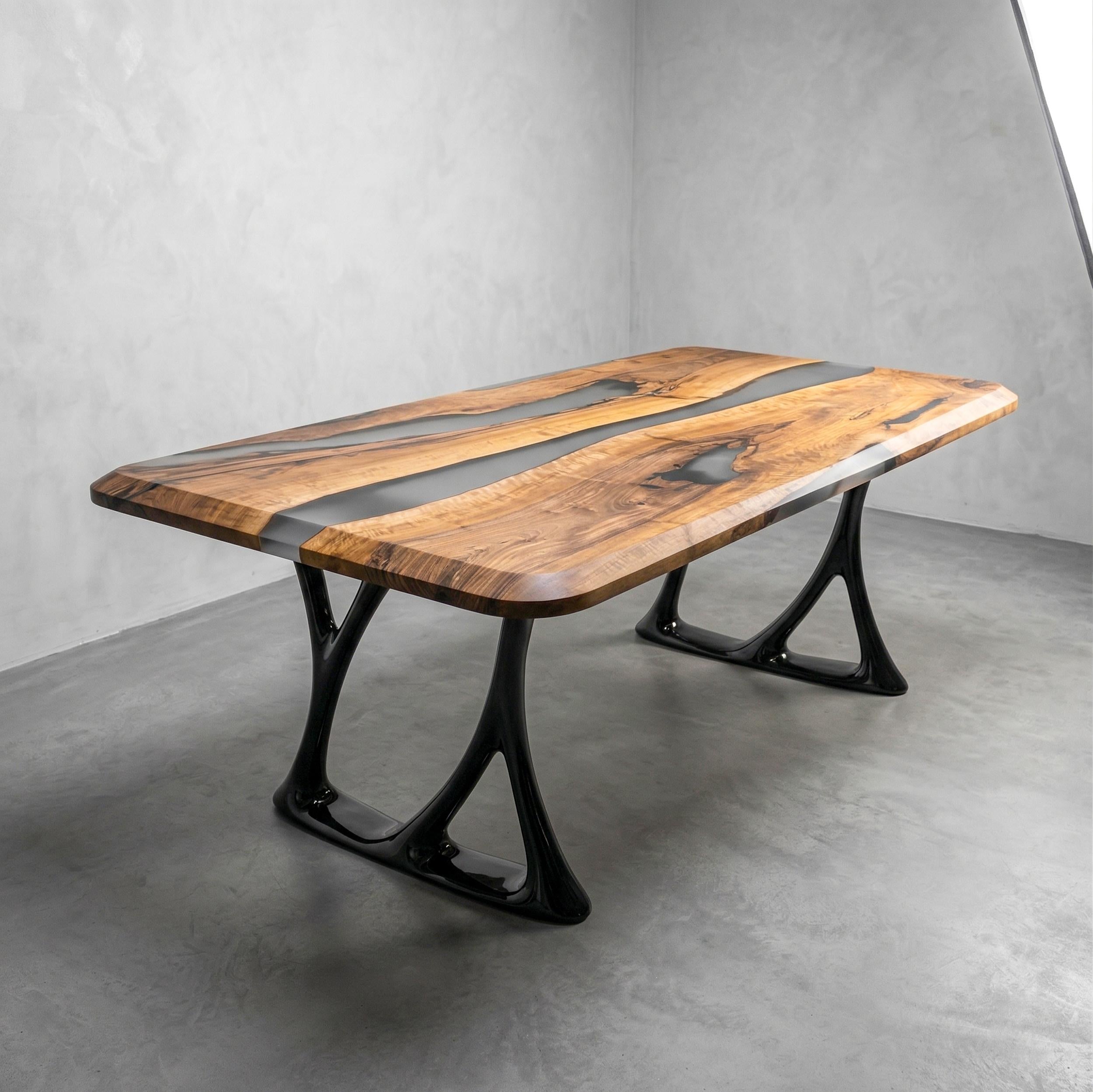 https://a.1stdibscdn.com/swiss-edge-walnut-smoky-epoxy-river-dining-table-custom-made-table-for-sale-picture-7/f_91932/f_495727721775639449117/walnut_wood_epoxy_table_6_master.jpg