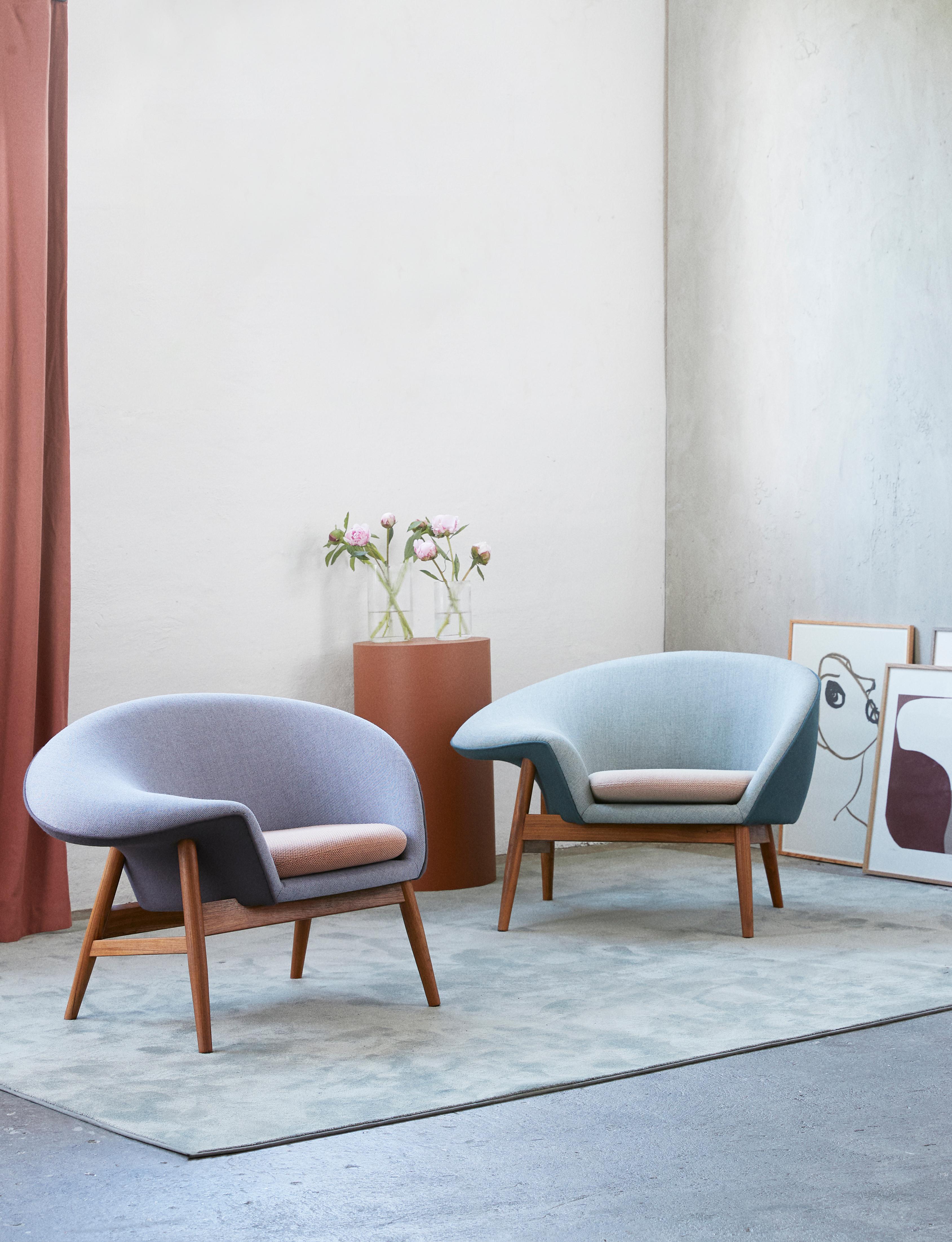 https://a.1stdibscdn.com/fried-egg-three-tone-chair-by-hans-olsen-from-warm-nordic-for-sale-picture-20/12330573/f_195013121592290694580/warmnordic_friedegg_family_arctic_hansolsen_anniversary_V2_master.jpg