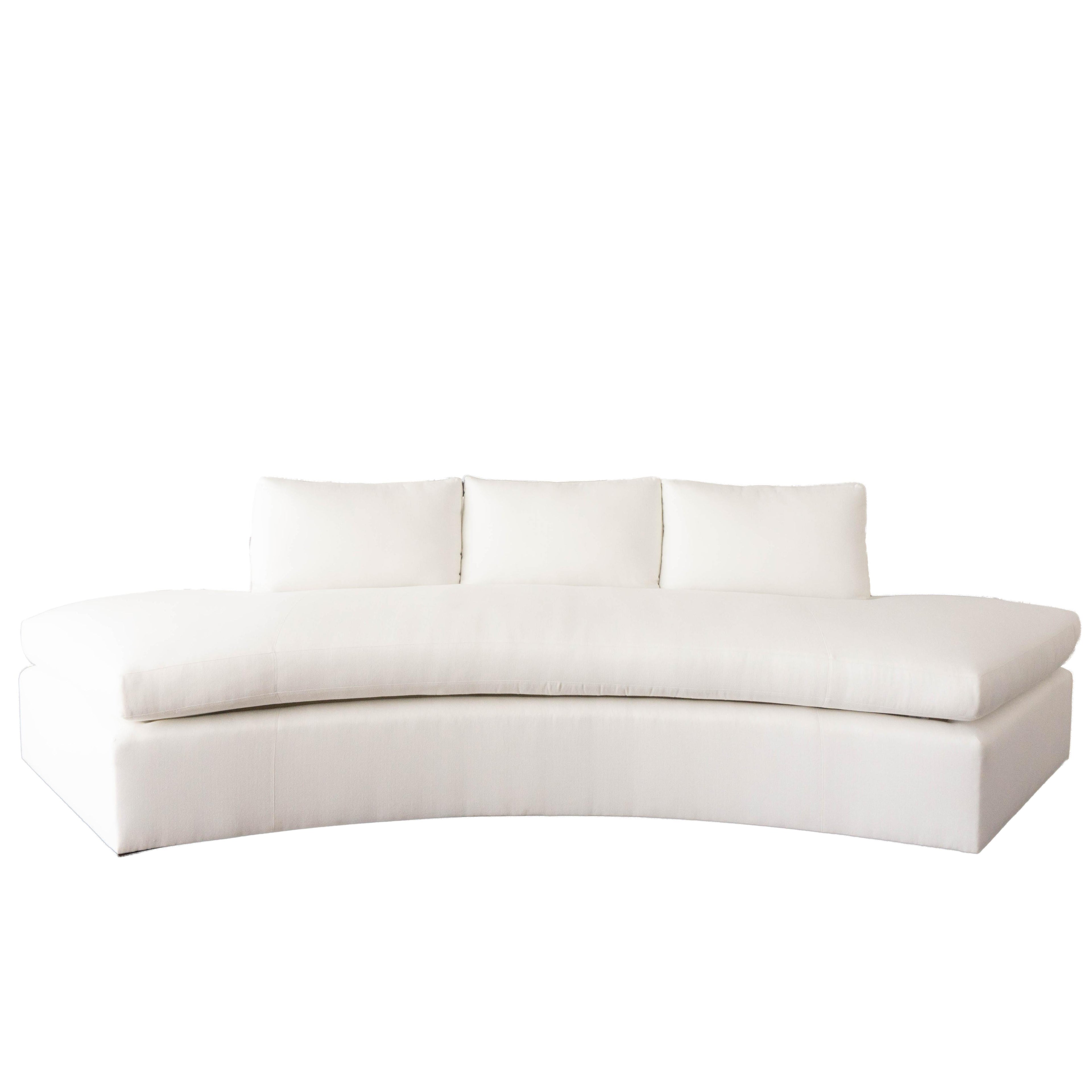 https://a.1stdibscdn.com/modern-curved-loose-cushion-sofa-for-sale-picture-4/f_21233/f_126068221544111152949/whitesofa_front2_master.jpg