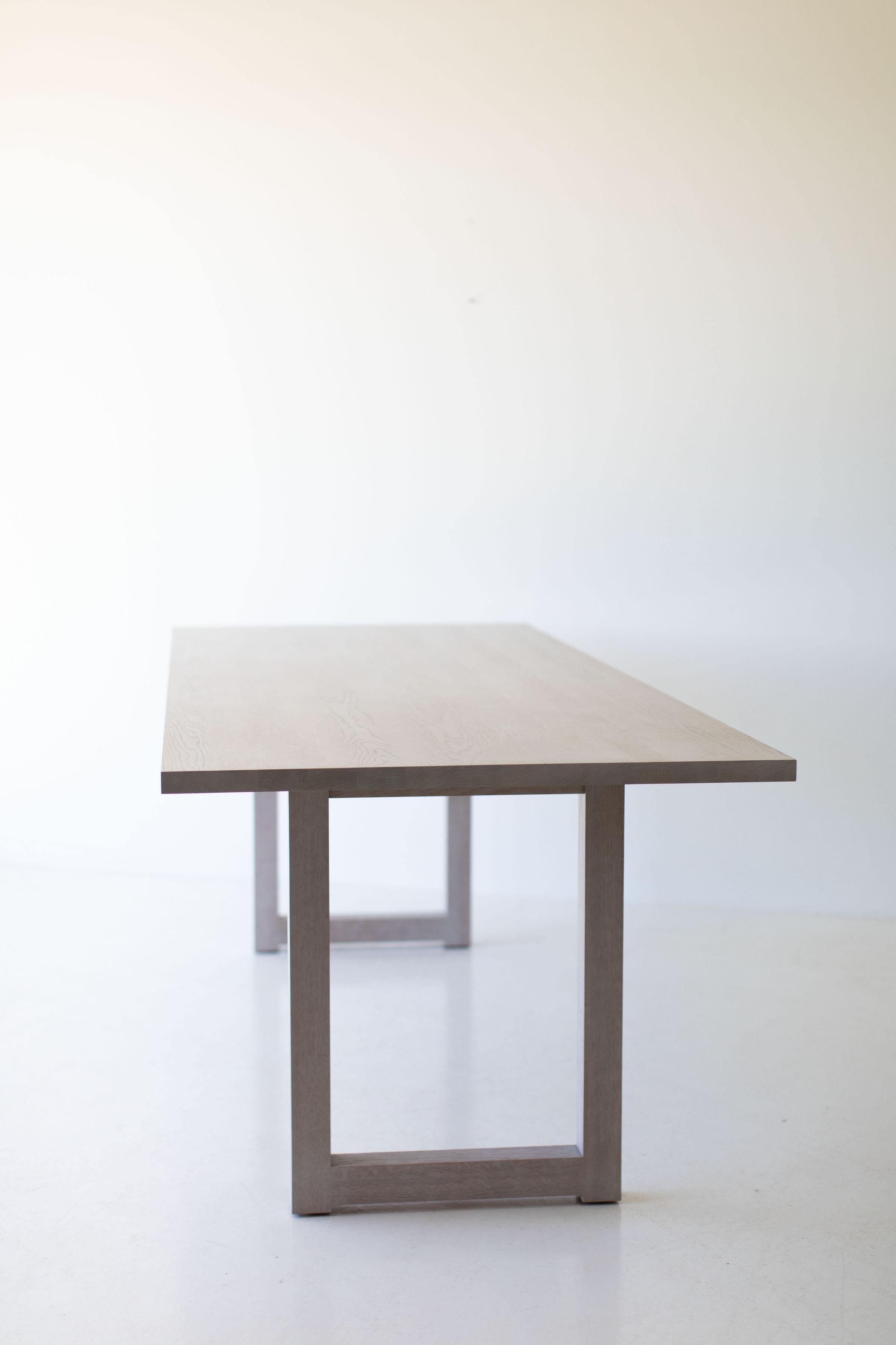 https://a.1stdibscdn.com/whitewash-dining-table-for-sale-picture-2/f_9720/1565813433633/whitewash_dining_table_02_master.jpg