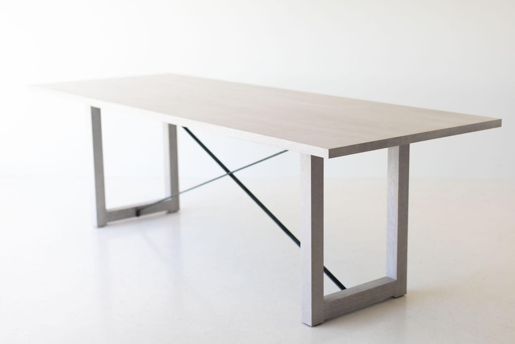 https://a.1stdibscdn.com/whitewash-dining-table-for-sale-picture-7/f_9720/1565813441935/whitewash_dining_table_07_master.jpg