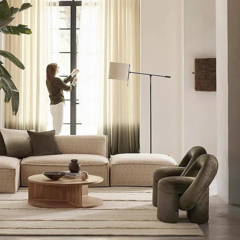https://a.1stdibscdn.com/armchair-play-in-boucle-award-winning-design-for-modern-interiors-for-sale-picture-14/f_63402/f_350144721736549593113/woo_1stdibs_Play_10_master.jpg?width=768