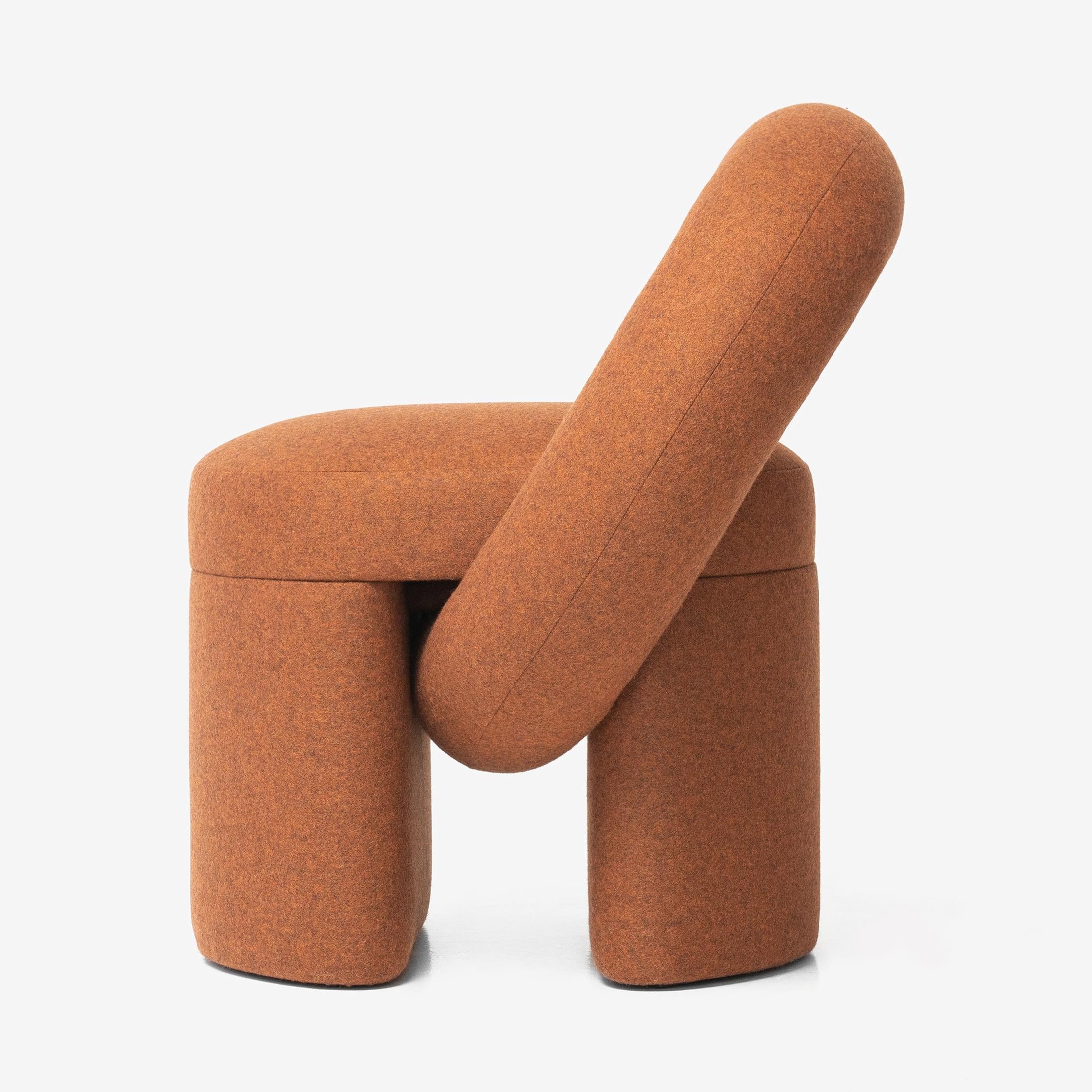 https://a.1stdibscdn.com/armchair-play-in-velour-fabric-for-sale-picture-9/f_63402/f_350121921736549628073/woo_1stdibs_Play_1_master.jpg