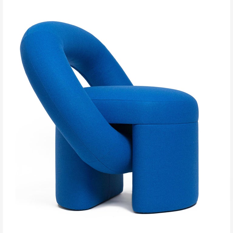 https://a.1stdibscdn.com/armchair-play-in-boucle-award-winning-design-for-modern-interiors-for-sale-picture-8/f_63402/f_350144721736549591224/woo_1stdibs_Play_4_master.jpg?width=768