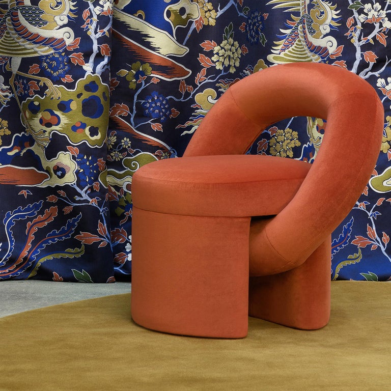 https://a.1stdibscdn.com/armchair-play-in-boucle-award-winning-design-for-modern-interiors-for-sale-picture-11/f_63402/f_350144721736549594805/woo_1stdibs_Play_7_master.jpg?width=768