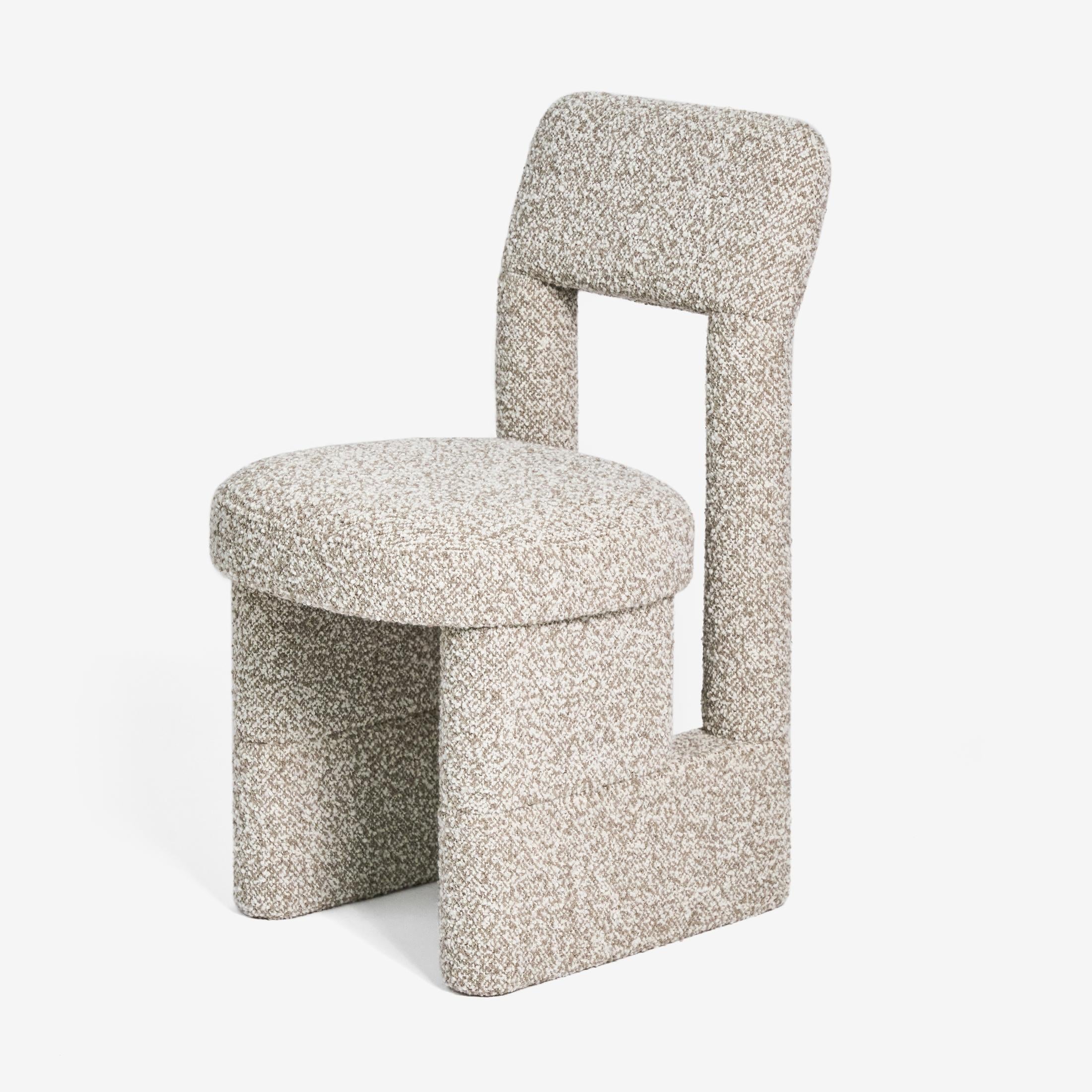 https://a.1stdibscdn.com/dining-chair-urban-by-woo-for-sale-picture-6/f_63402/f_430863221736544288365/woo_1stdibs_Urban_4_master.jpg