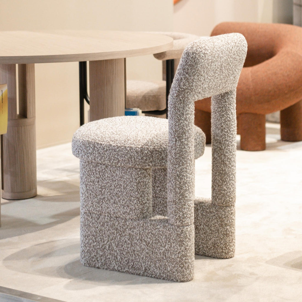 https://a.1stdibscdn.com/dining-chair-urban-by-woo-for-sale-picture-8/f_63402/f_430863221736544288749/woo_1stdibs_Urban_6_master.jpg