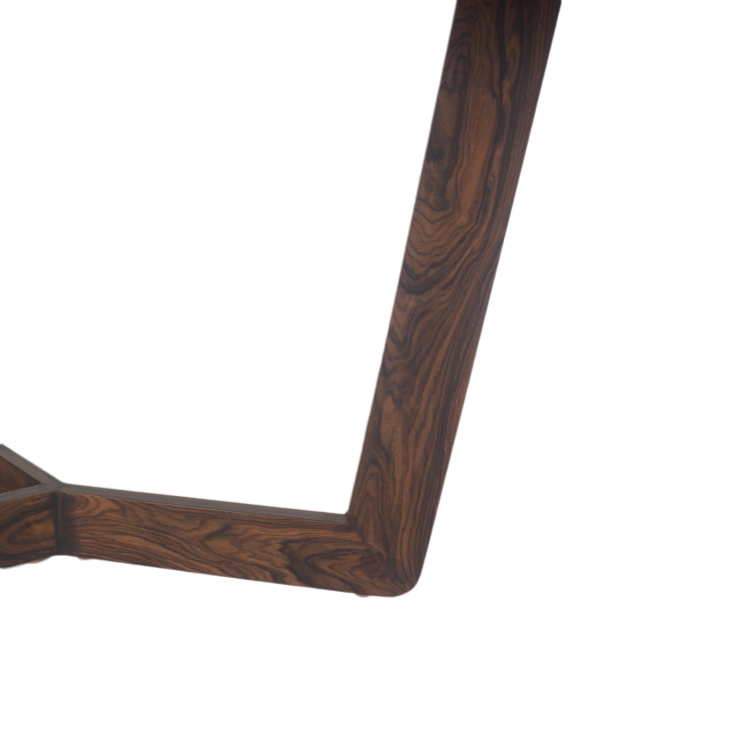 https://a.1stdibscdn.com/modern-wooden-dining-table-customizable-for-sale-picture-13/f_21233/f_157431821565200759558/woodYTable_detail5_master.jpg