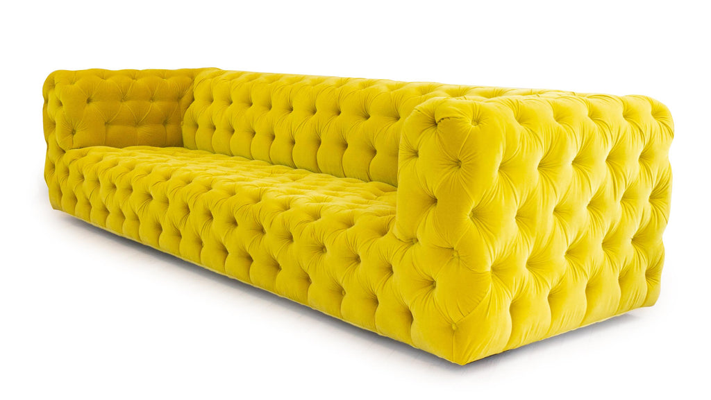 https://a.1stdibscdn.com/new-hand-tufted-yellow-velvet-sofa-in-the-chesterfield-style-for-sale-picture-2/f_21233/1533149413336/yellowtufted_angle_master.jpg