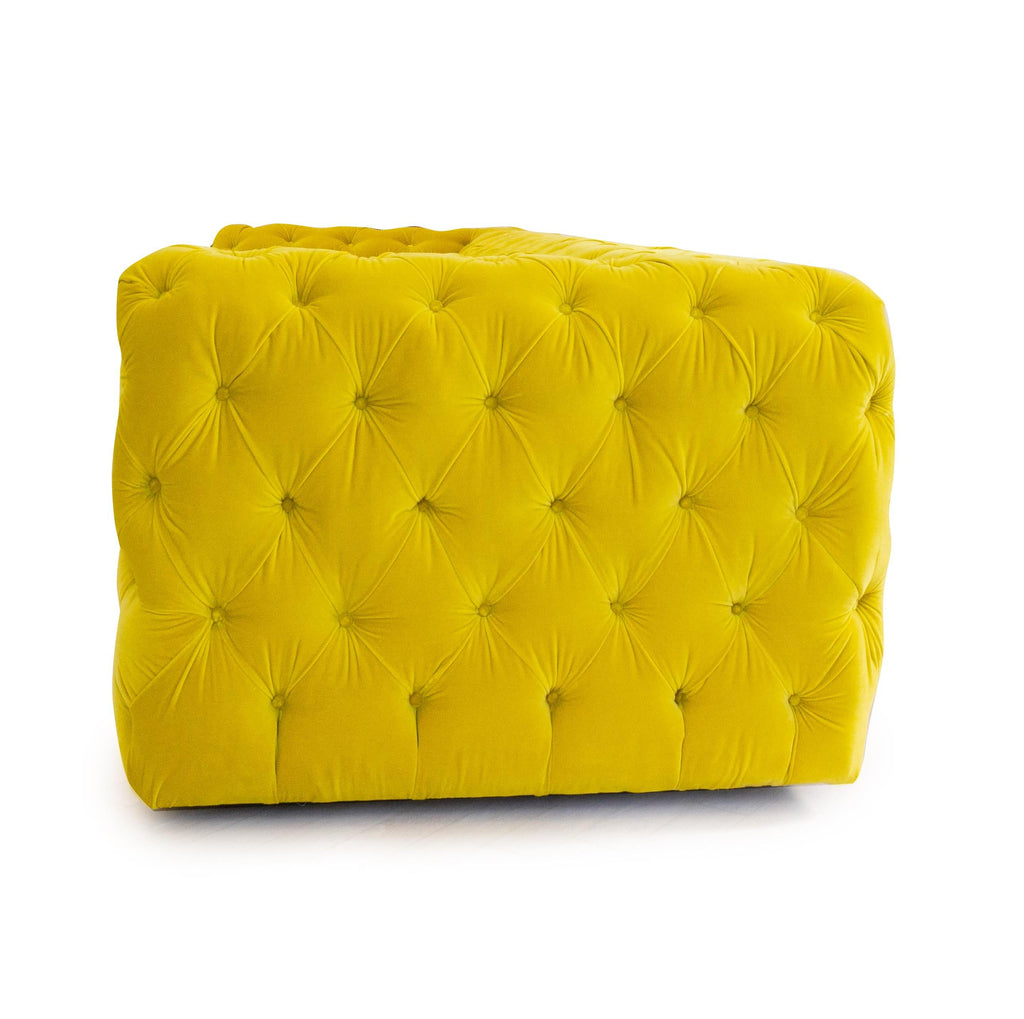 https://a.1stdibscdn.com/new-hand-tufted-yellow-velvet-sofa-in-the-chesterfield-style-for-sale-picture-3/f_21233/1533149430856/yellowtufted_side_master.jpg